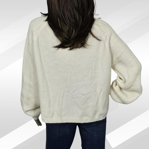 2/$30 NWOT Love Ellie Alida Turtleneck Sweater Long Sleeve Size XL - Picture 2 of 5